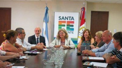 El Ministerio de Educaci�n y los gremios docentes conformaron una comisi�n para trabajar la futura Ley de Educaci�n