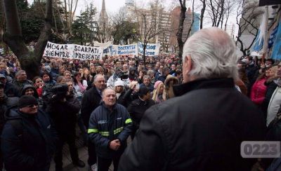 Municipales paran el mi�rcoles y anuncian cese de actividades por tiempo indeterminado desde el jueves