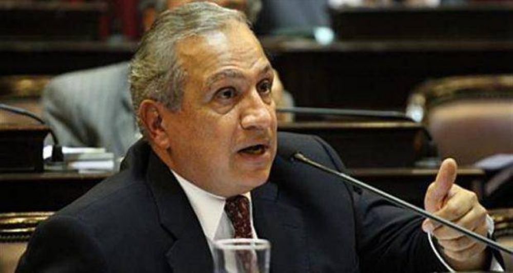 El senador Romero anticipó que votará en contra del proyecto opositor de Ganancias