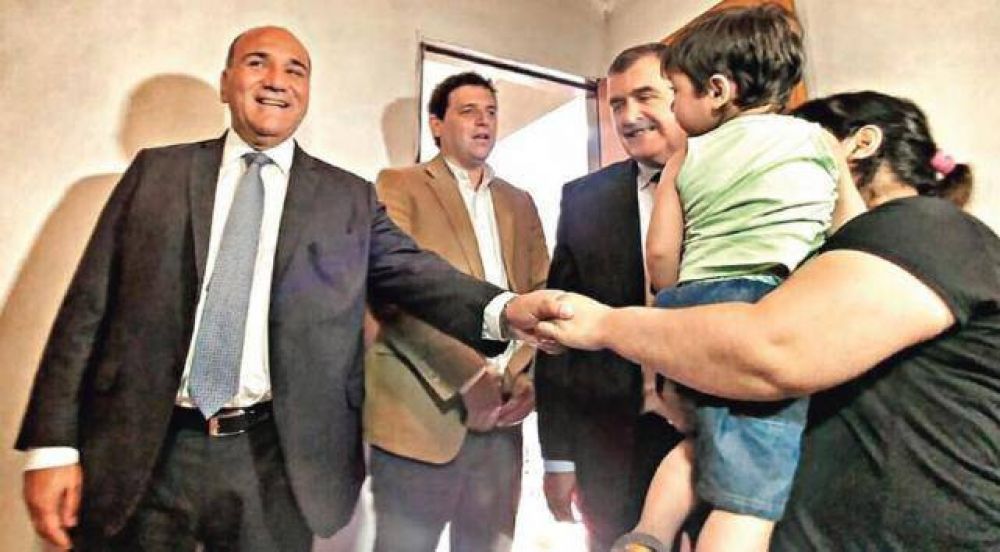 Manzur apuesta al di�logo con Alfaro para evitar que recurra a la Justicia por autonom�a
