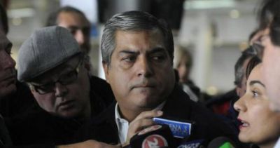 T�cnicos aeron�uticos de Austral se cortan de Cirielli y lanzan medidas por mejores paritarias