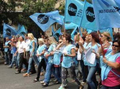 UEPC reclama los �incumplimientos del Gobierno de la Provincia�