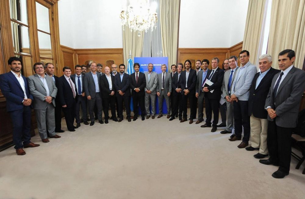 Ibez en reunin de Frigerio con 21 ministros de economa