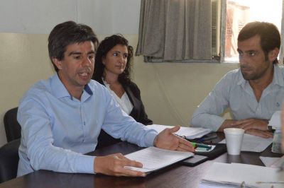 Seg�n el gobierno de Arroyo, la suba en servicios urbanos ser� de 40% promedio