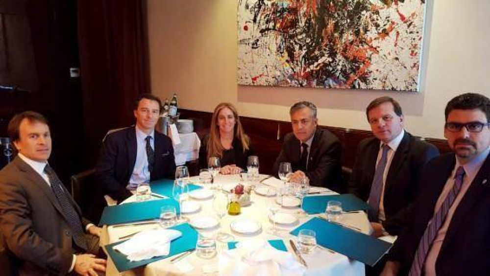 Cornejo rinde cuentas y seduce en Nueva York