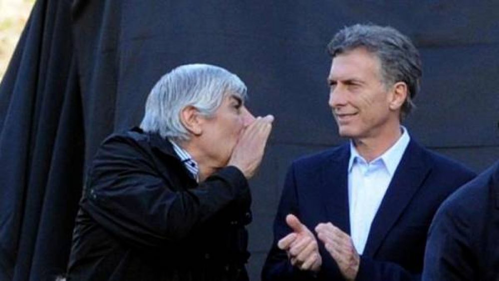 Mauricio Macri inici� el di�logo por Ganancias, a solas con Hugo Moyano en Olivos