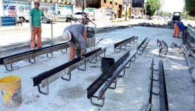 Repavimentan la avenida Juan B. Justo y hay desv�os