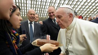 Lanzan un espacio político con apoyo del Papa