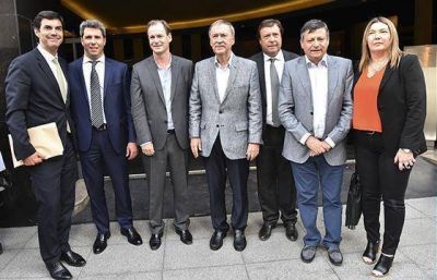 Gobernadores coinciden en buscar consenso sobre el Impuesto a las Ganancias