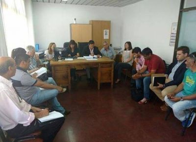 Mar�a del Rosario y Sol Bus contin�an con el servicio de emergencia