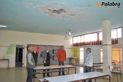 Importantes inversiones para reparaci�n y mantenimiento en escuelas del distrito