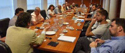 El Municipio realiz� una mesa de trabajo con la UNSAM, sindicatos y empresas