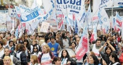 Se movilizar�n los docentes bonaerenses para pedirle reapertura de paritarias a Vidal