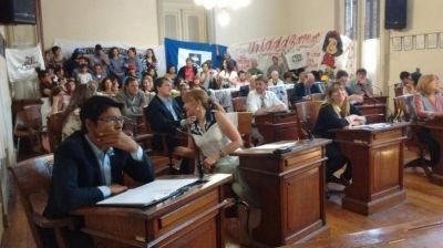 Desde la Banca XXI, pidieron adherir a la Emergencia Social y crear un consejo local de la econom�a popular