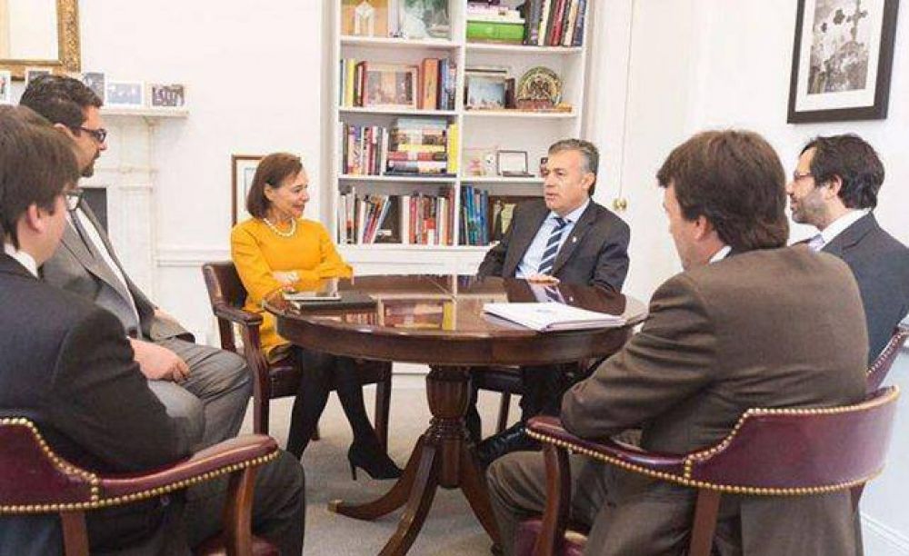 Cornejo en Estados Unidos: Mendoza apunta a consolidar su marca