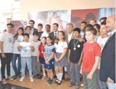 Casas y Luna cierran el ciclo lectivo en la escuela Angelelli