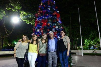 San Fernando se viste para recibir las Fiestas
