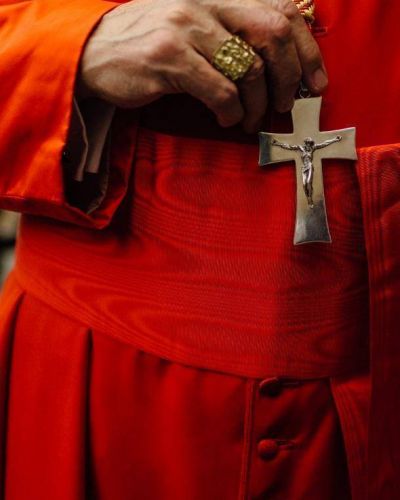 La lucha por el poder en la Iglesia