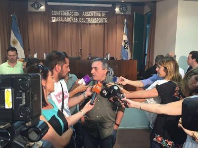 Schmidt: �En el Congreso muchos se hacen los distra�dos�