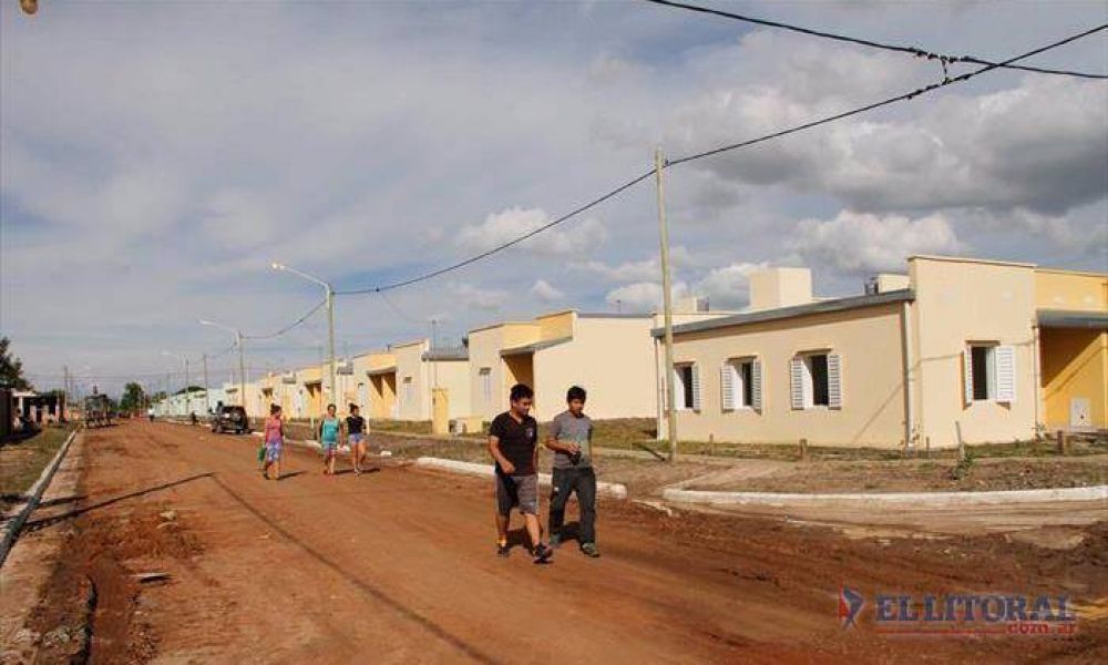 Libres: Colombi habilit el primer barrio con gas natural y sum servicios en el hospital