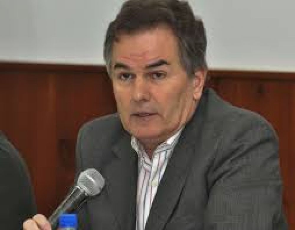Gay renueva gabinete: Confirm� el cambio de tres delegados municipales
