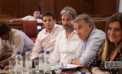 La Provincia enviar� fondos para finalizar los polideportivos barriales