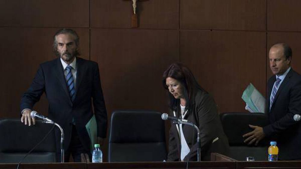 Tras la audiencia en Casacin, ordenaran que se investigue la denuncia de Nisman
