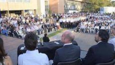 Anuncian inversi�n de $400 millones en educaci�n t�cnica para 2017
