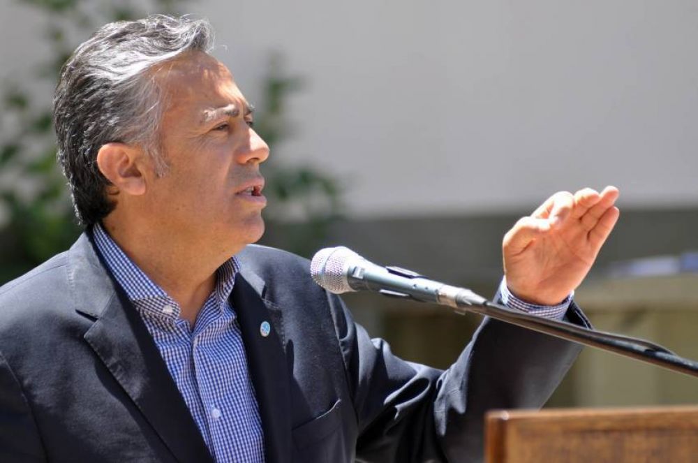 El Gobierno le dar� asueto a los estatales el 23 y 30 de diciembre