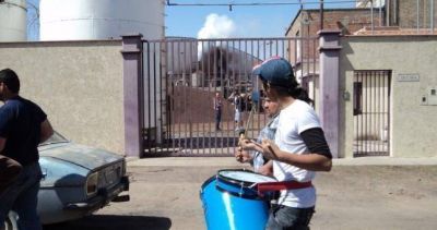 Vaciamiento, cierre y despidos masivos en una aceitera