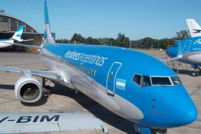 Aerol�neas Argentinas pierde la mitad de lo que perd�a durante el kirchnerismo