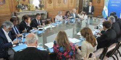 Insfr�n entre los gobernadores que faltaron a discutir Ganancias