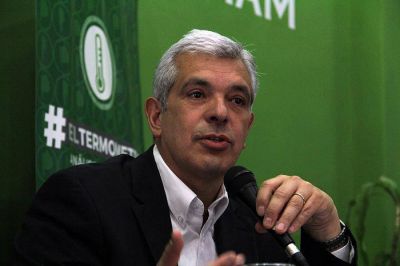 Juli�n Dom�nguez: �Las familias argentinas se est�n endeudando para subsistir�