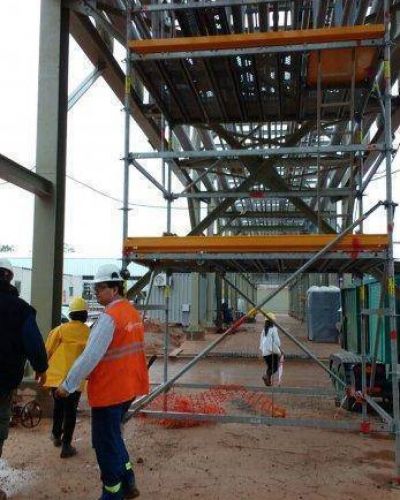 Recorrida judicial en la obra de la planta de Austin