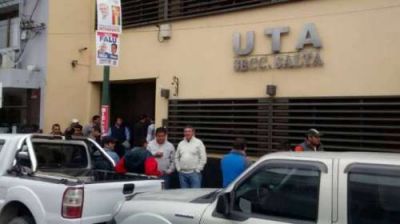 Tras una larga espera, liberaron a siete choferes detenidos en septiembre