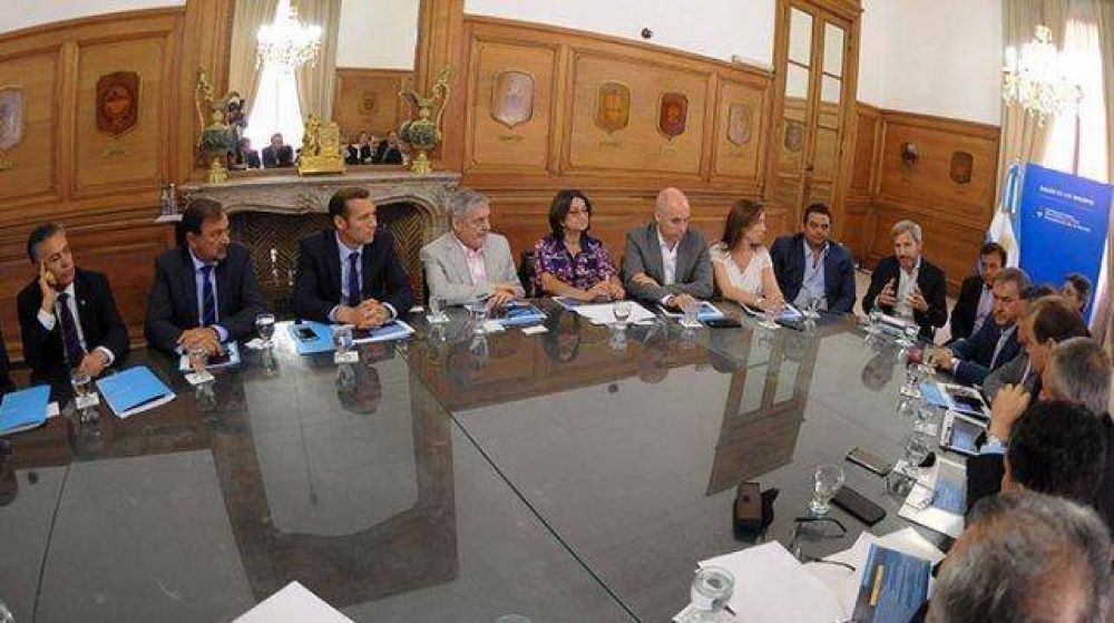 Cornejo le levant� el pulgar al proyecto de Ganancias acordado por la Naci�n y la CGT