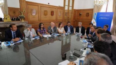 Corpacci acompa�ar� la reforma oficial de Ganancias
