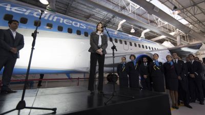 Renunci� Isela Costantini a Aerol�neas Argentinas