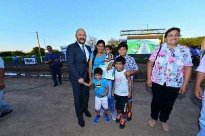 Insfr�n dijo en Pozo del Tigre que no perder� la dignidad por m�s que la naci�n retace los fondos