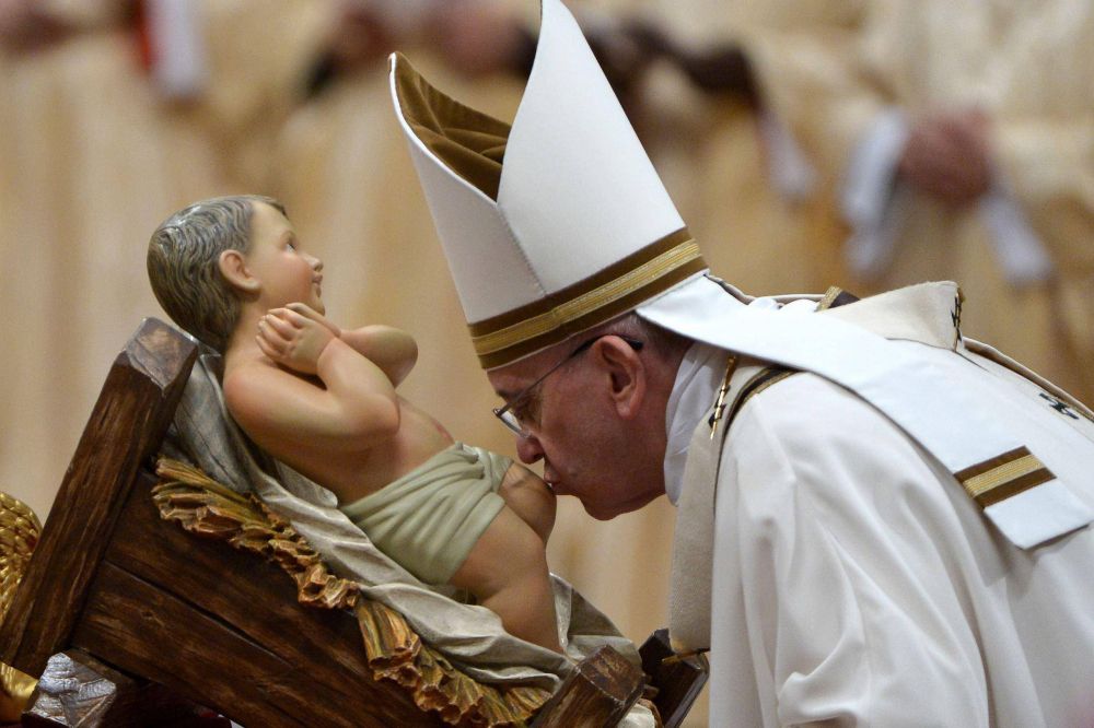 El Papa: En Navidad, Dios nos ensea la grandeza de su humildad