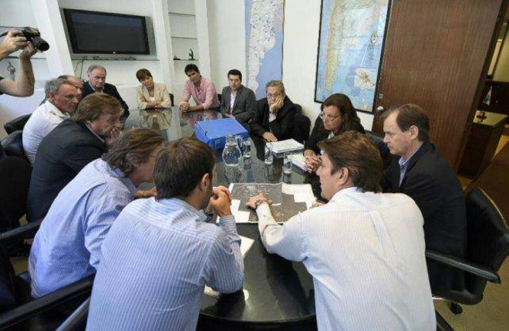 ​​Bordet gestiona financiamiento para la Autov�a Paran� Crespo y el reemplazo de 15 puentes