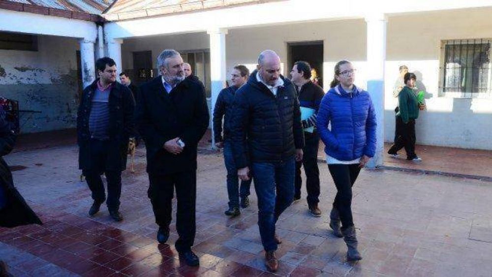 Pol�mica por la compra de maquinaria en Rosario del Tala