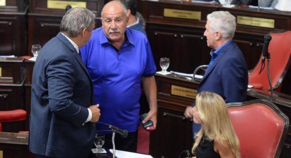 Vidal logr perforar el peronismo y pudo aprobar el presupuesto