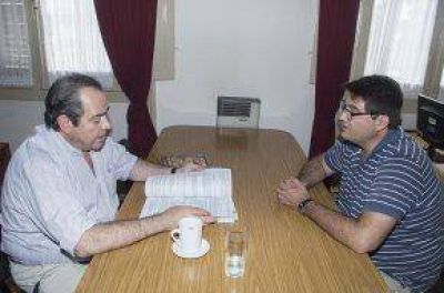 Reuni�n del Presidente de la Comisi�n de Salud con ATE
