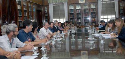 Paritaria judiciales: el gobierno de Vidal hizo una oferta pero el gremio la rechaz�
