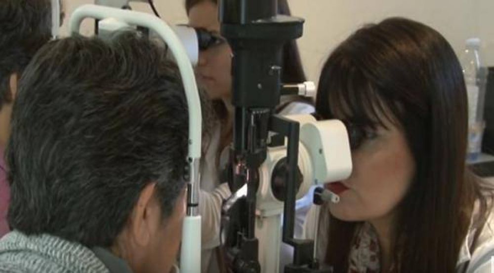 Una fundaci�n donar� a la provincia 300 lentes intraoculares para gente de escasos recursos