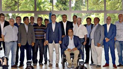 Macri recibi� a la CGT y le pidi� moderaci�n para el pr�ximo a�o