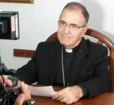 Monse�or Barbaro inst� a la comunidad a buscar m�s a Dios