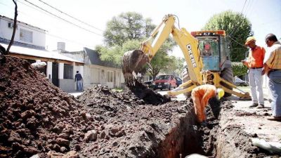 Proyectan agua y cloacas en Olivera, J�uregui, Pueblo Nuevo y Cort�nez