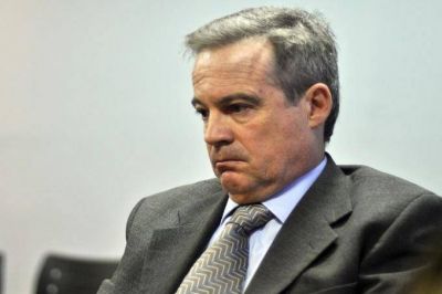 Organismos de DD.HH presentan pedido de juicio pol�tico a fiscal general marplatense